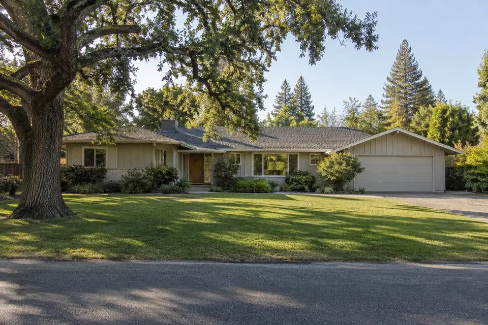 Illustration of a typical home in Los Altos