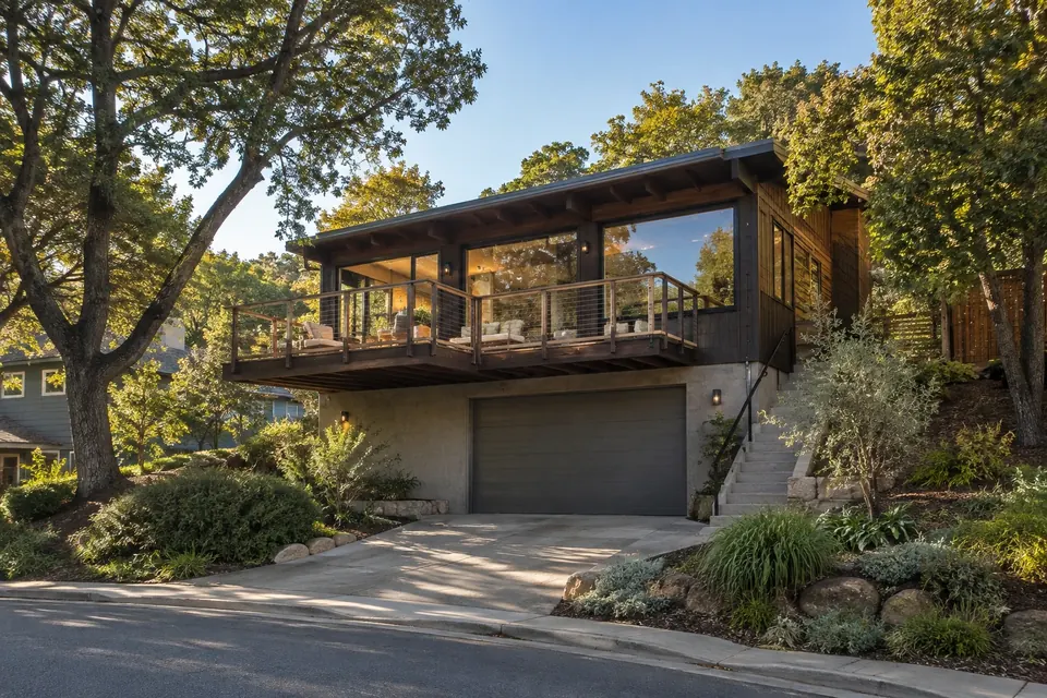 Illustration of a typical home in Redwood City and San Carlos