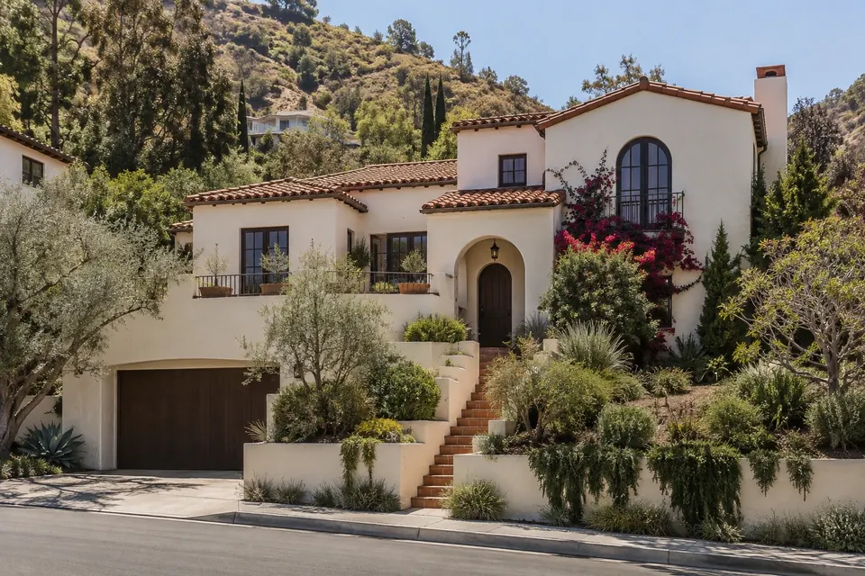 Illustration of a typical home in Hollywood and Los Feliz